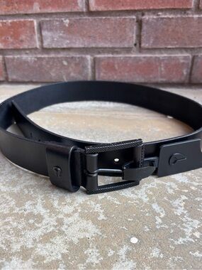 Nixon Black Leather Belt with Textured Black Buckle